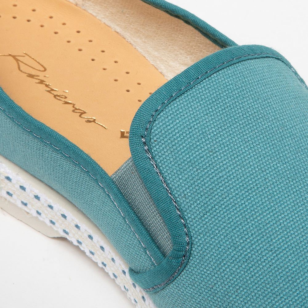 Classic Canvas Aqua